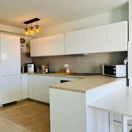 Fantastic Sea And Golf Course View House With 3 Bedrooms 4*